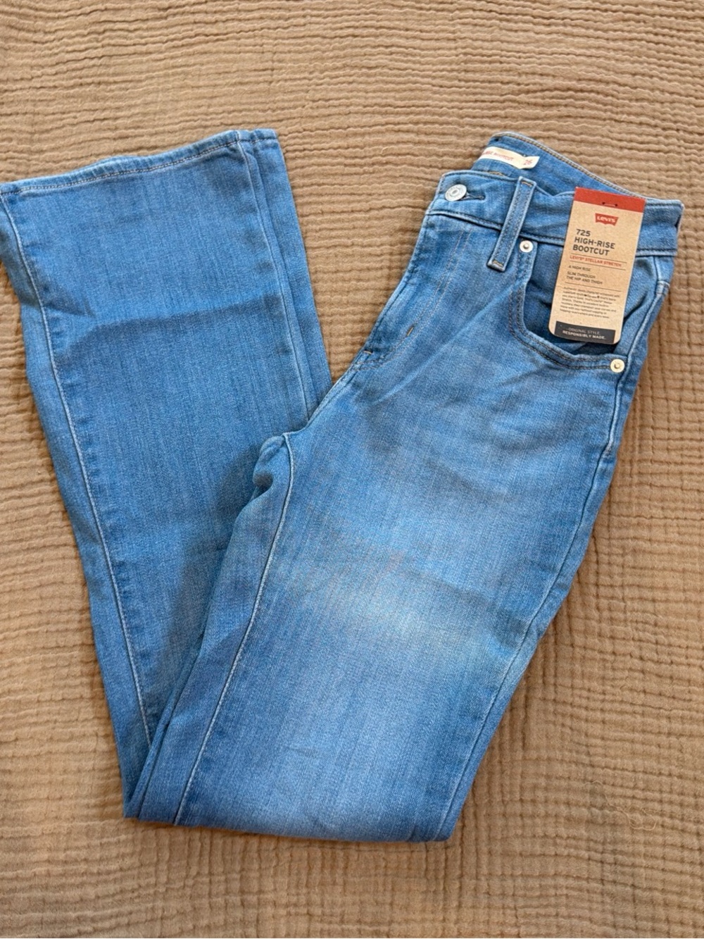 NWT 725 high rise bootcut